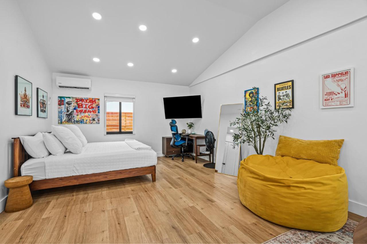 The Freedom House • Urban Oasis • Eclectic Retreat Fort Lauderdale Exterior photo